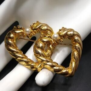 Vintage Two Heart Rope Brooch, Sweetheart Gift, Faux Pearls, 2 1/4 Inches